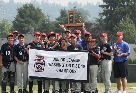 Members of the combined Federal Way American/National Junior Little League team include