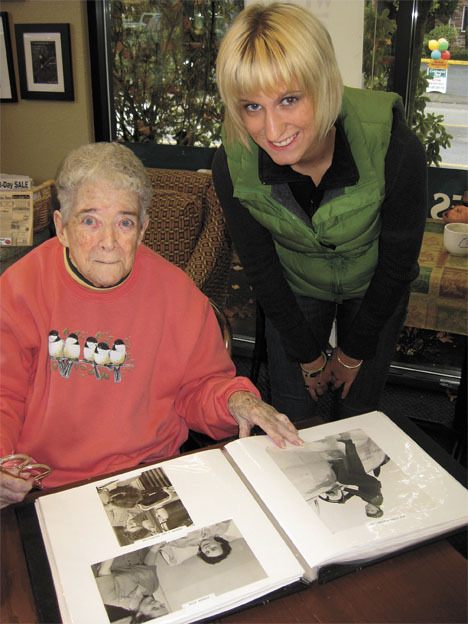 Doris Francis (left) is a World War II veteran