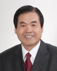Mike Park announced he will not seek re-election to the Federal Way City Council.
