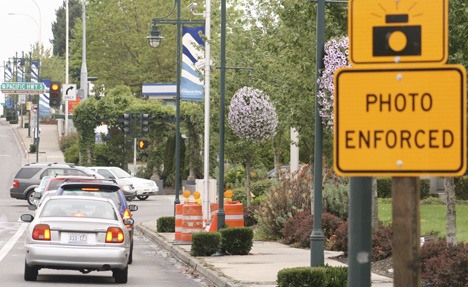 Voters will have the power to reject new red light and speed zone photo enforcement devices if either of two bills pass in the Legislature. Federal Way has no plans to implement more enforcement cameras