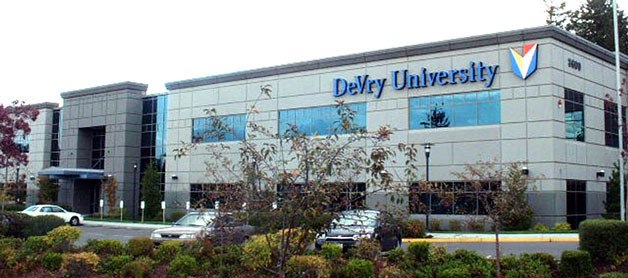 DeVry University plans to close its campus in Federal Way by the end of the year.