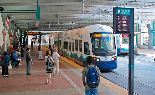 The Sound Transit board of directors voted unanimously to select the I-5 route as the preferred alternative for the 7.6-mile route from SeaTac to Federal Way on Thursday.
