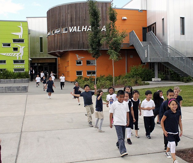 More than half of Valhalla Elementary School's 565 students receive free or reduced lunch. Hispanic students represent a majority of the Federal Way school's population.