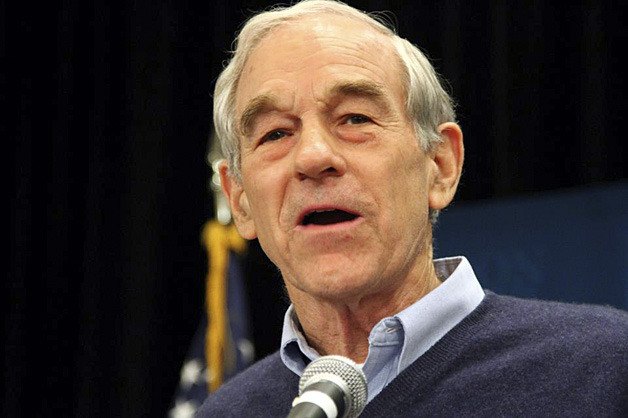 A couple thousand supporters packed the Doubletree Hotel in Seatac to hear Ron Paul's views on the economy and individual freedom.