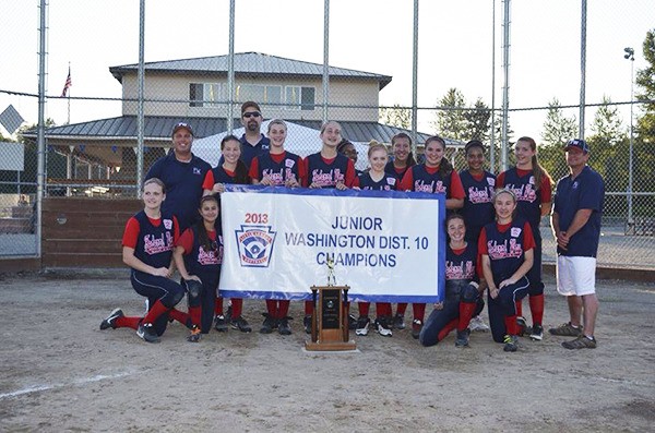 The Federal Way National Junior softball team won the District 10 championship Tuesday with a 14-4 win. The team will next play at the Washington State Tournament in SeaTac starting July 13.