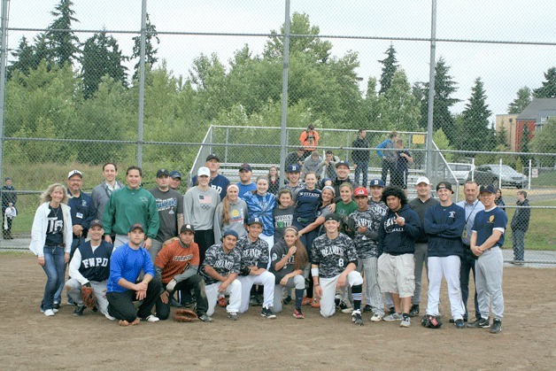 The Todd Beamer High School varsity baseball and softball teams faced off with representatives of the Federal Way Police Department and South King Fire and Rescue last week.