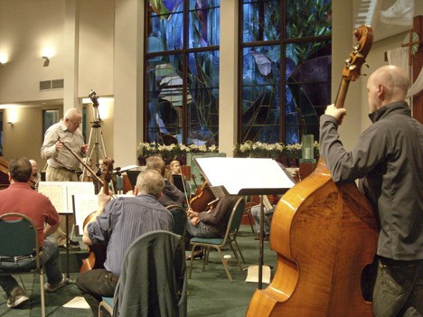 The Federal Way Symphony rehearses for its “Piano is His Forte” concert.