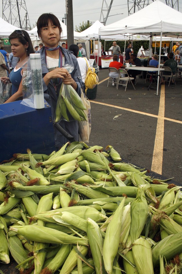 Kelly Road Farm brought fresh-picked corn to the Federal Way Farmers Market last weekend.
