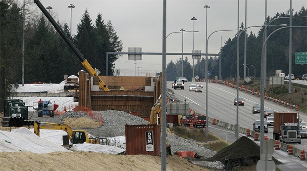 Construction on the west side of southbound Interstate 5