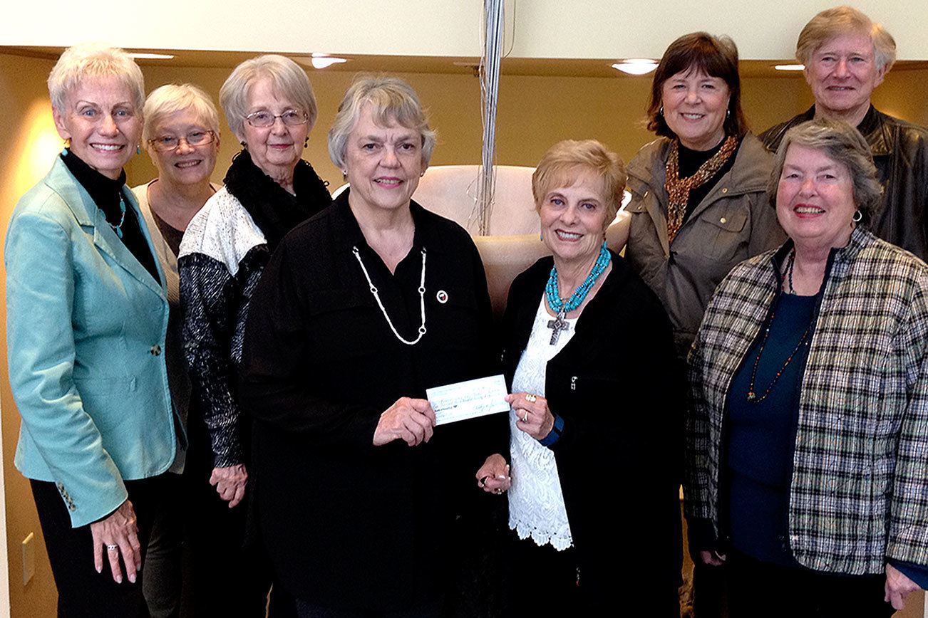Federal Way women’s club donates $10k to day shelter efforts