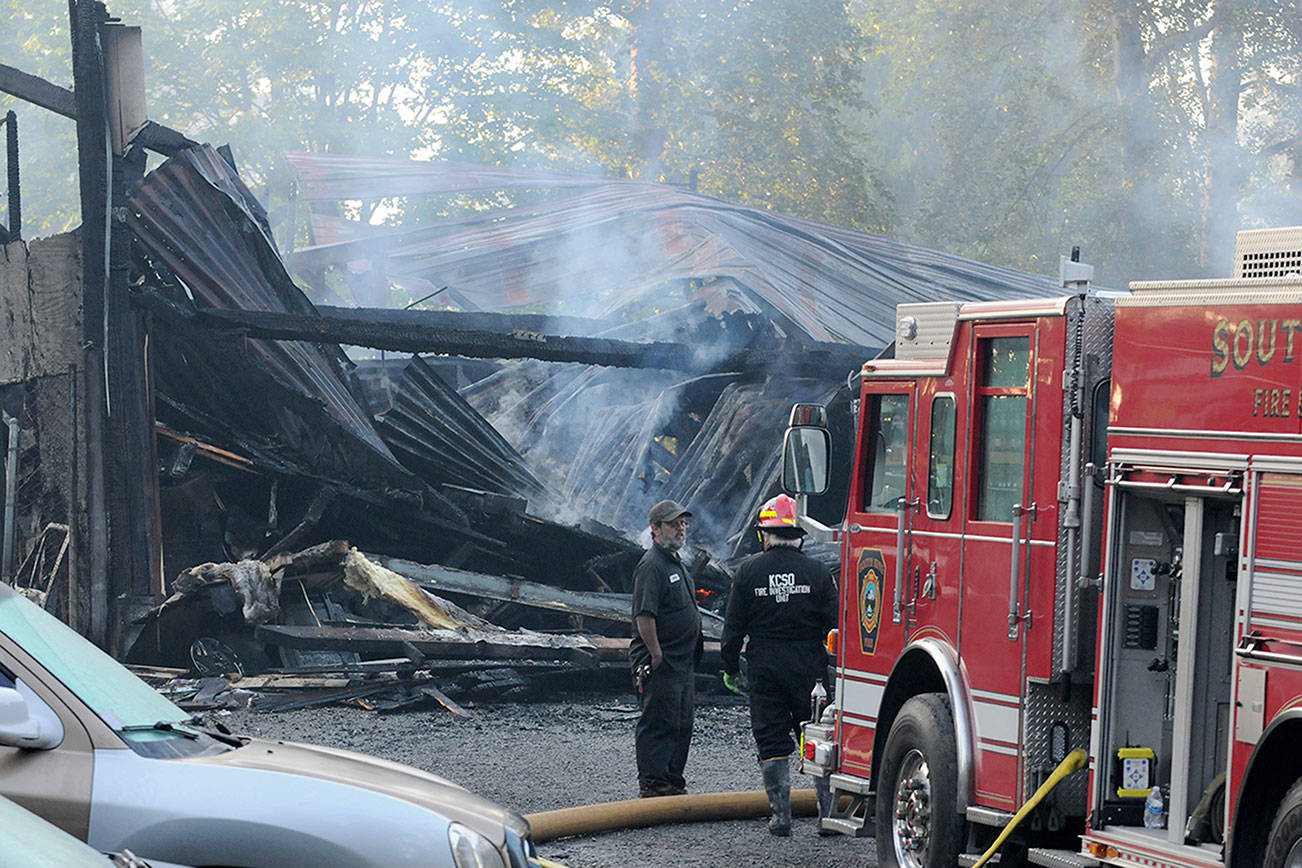 Federal Way Auto Wrecking suffers total loss in fire