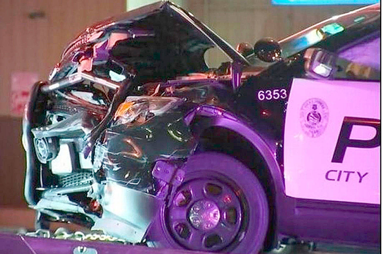 Officer injured after DUI suspect hits police cruiser