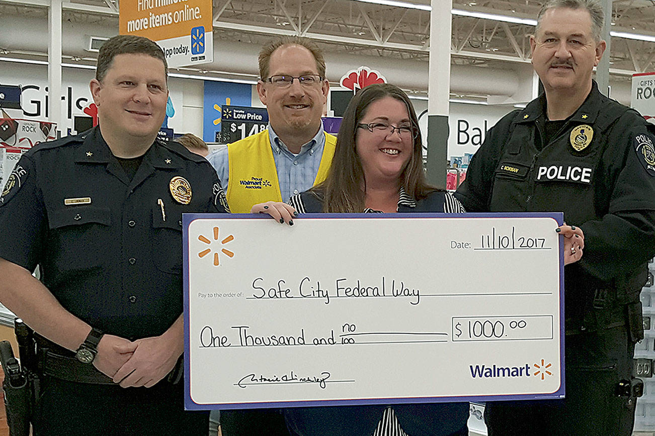 Walmart donates $1,000 to Federal Way Safe City program