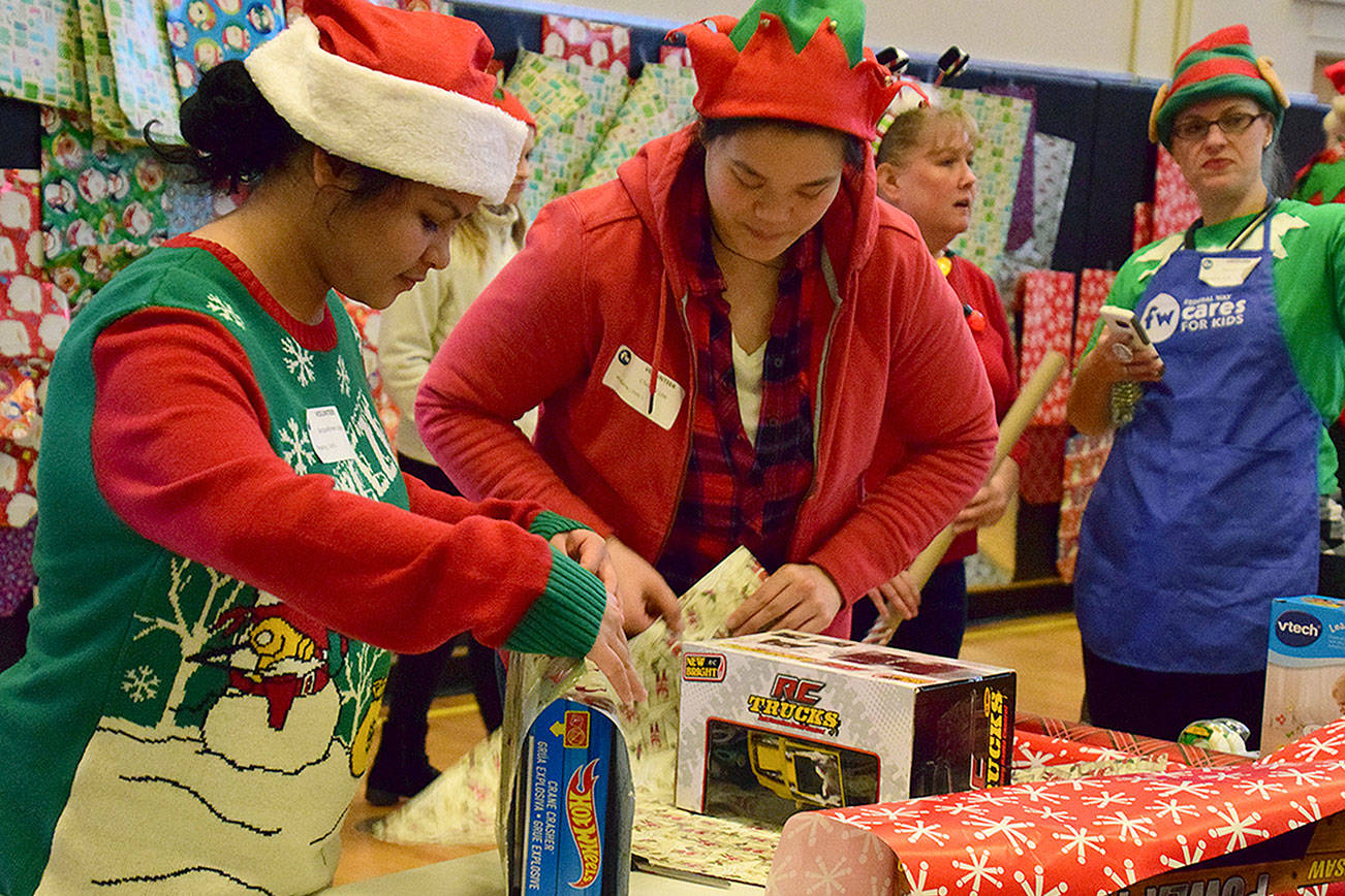 Federal Way Cares for Kids helps students have merry Christmas with holiday drive