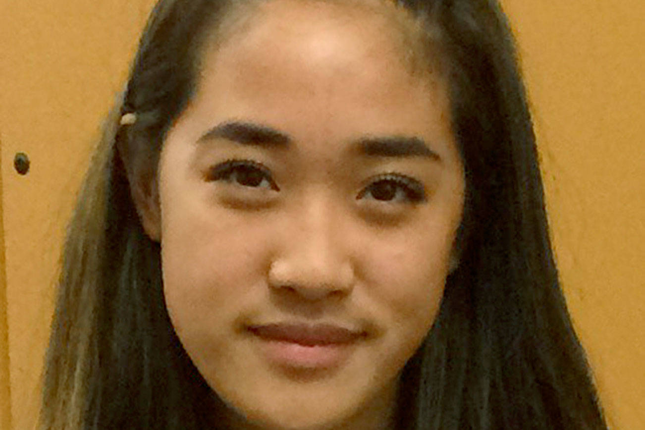 Federal Way Mirror Female Athlete of the Week - District Choice: Kelsey Yi