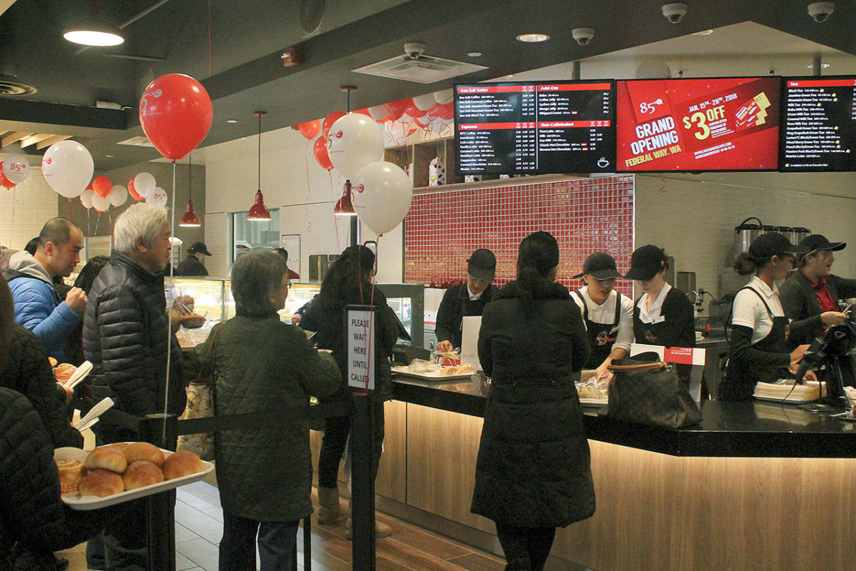 Internationally popular bakery, cafe chain opens doors in Federal Way
