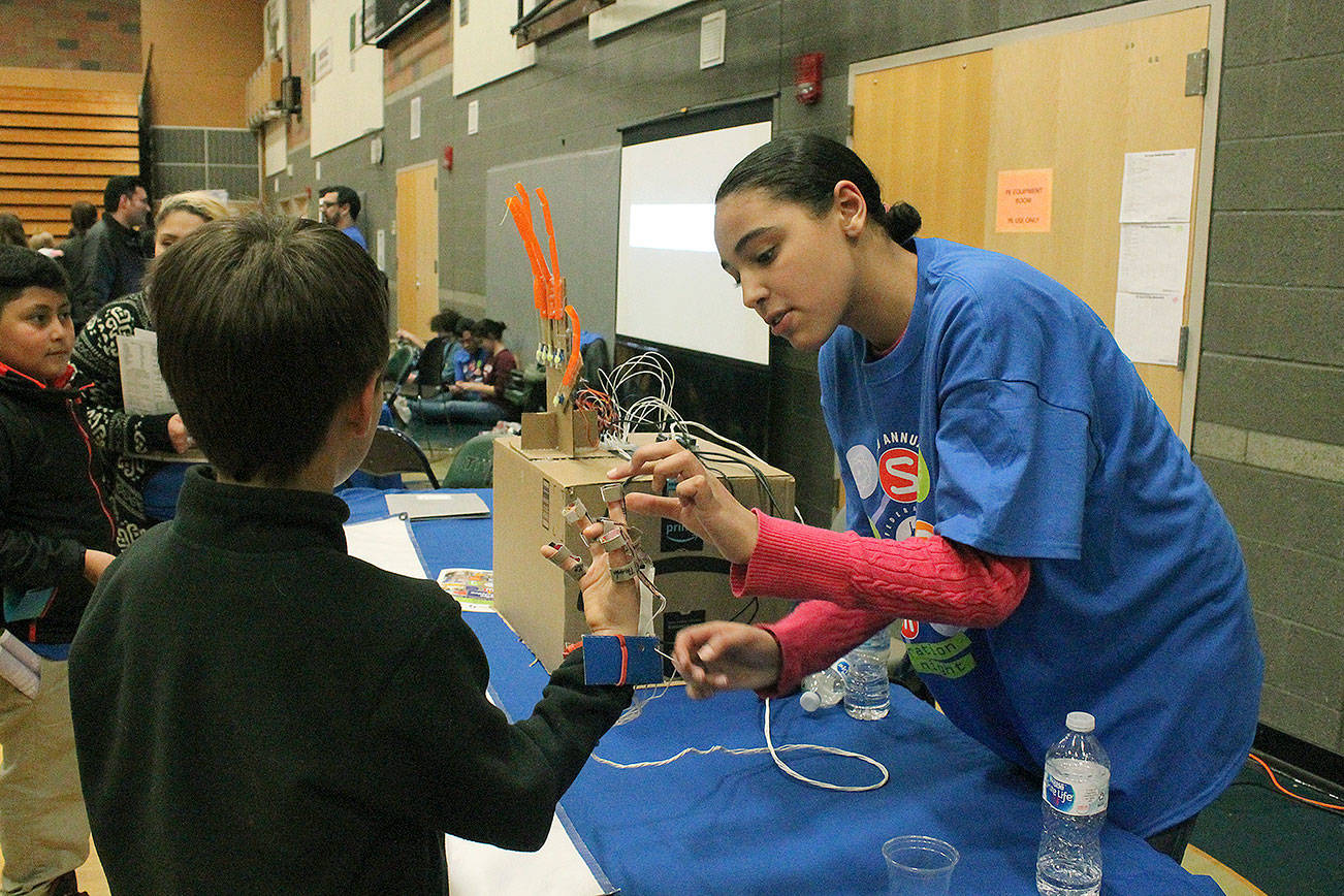 Second annual Federal Way Public Schools STEM Exploration Night merges education and fun