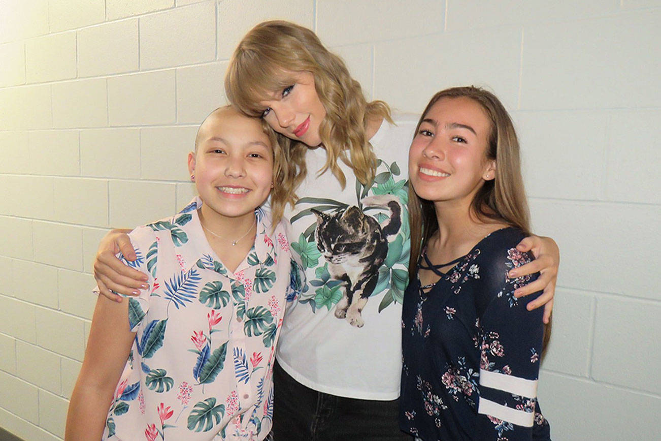 Federal Way teen undergoing cancer treatment meets Taylor Swift