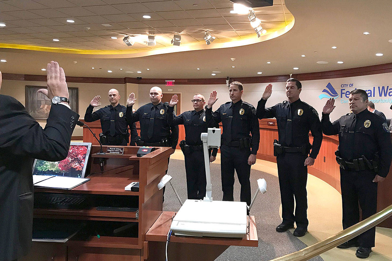 Federal Way welcomes 6 new police officers