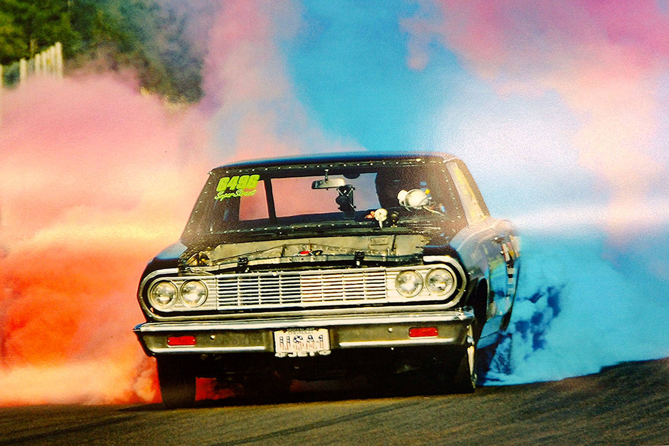Federal Way man attempts to set burnout world record for burn foundation
