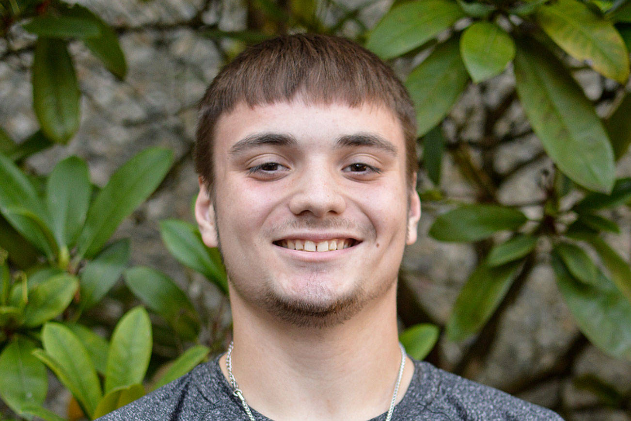Federal Way Mirror Male Athlete of the Week for Sept. 27: Isaac May