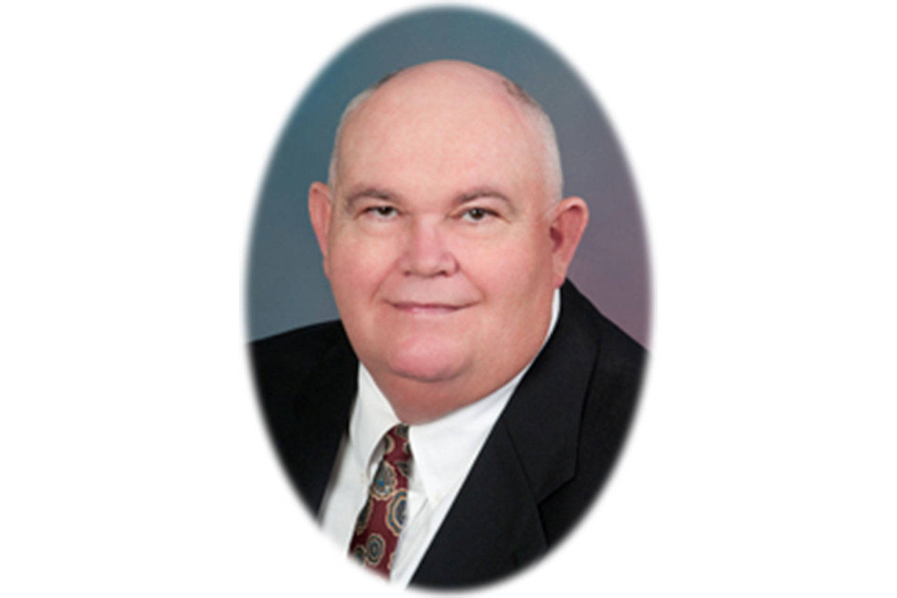 Lakehaven Water and Sewer Commissioner Timothy McClain dies at 72