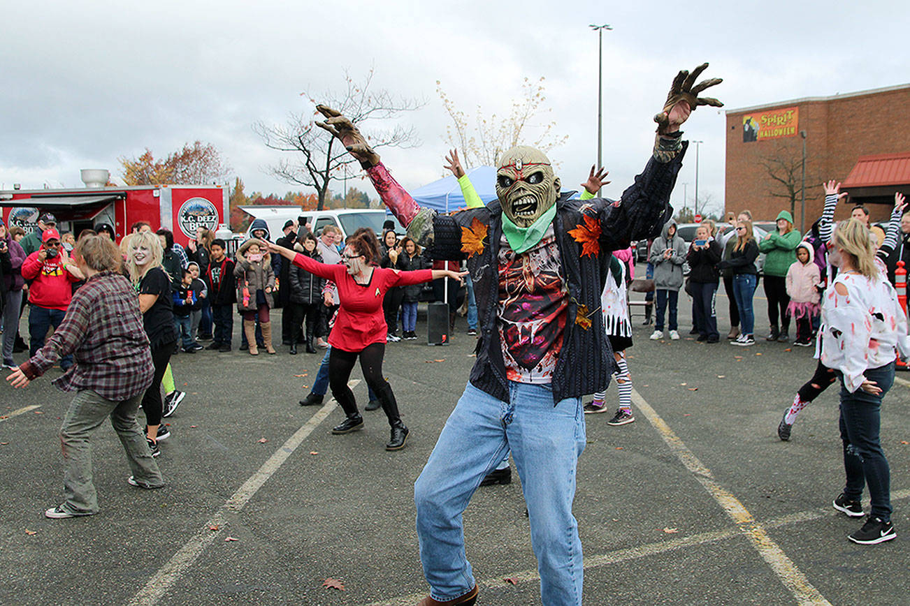 Zombie flash mob takes over Federal Way Farmers Market