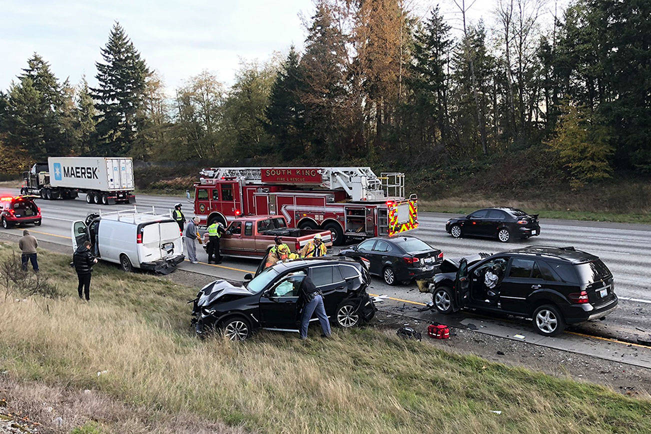 Driver faces vehicular assault charge in 5-vehicle crash on I-5