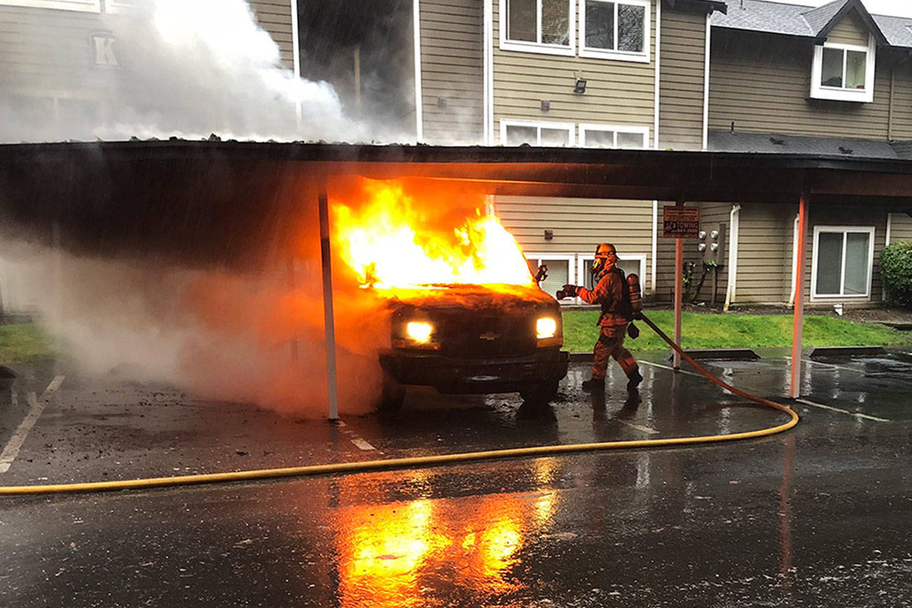 WATCH: South King Fire crews battle vehicle fire in Federal Way