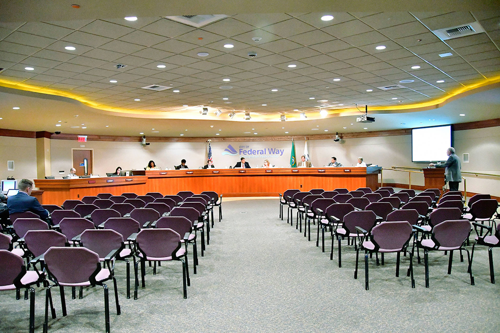 19 apply for open Federal Way City Council seat