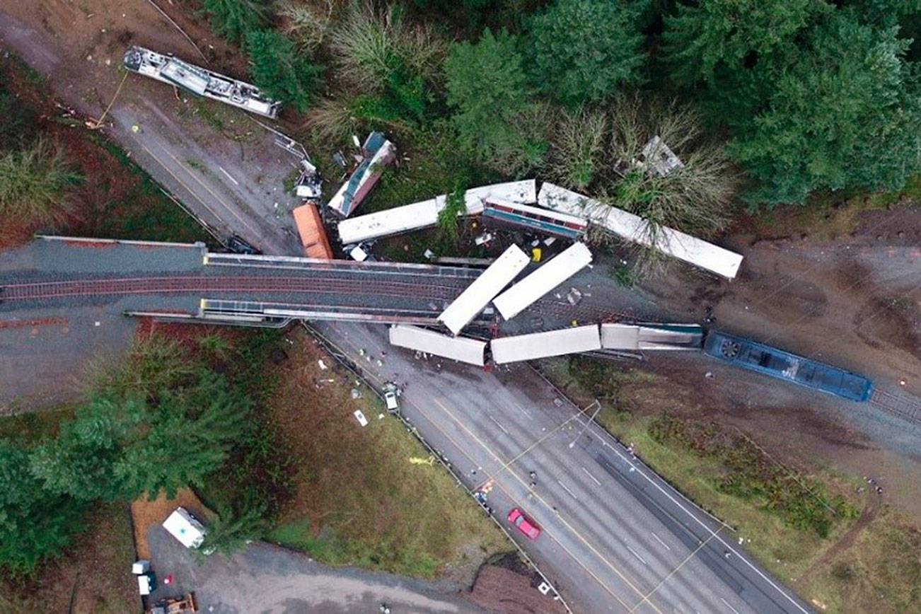 Aerial view of the Amtrak Cascades train derailment in 2017 near DuPont, Wash. Courtesy Wikipedia
