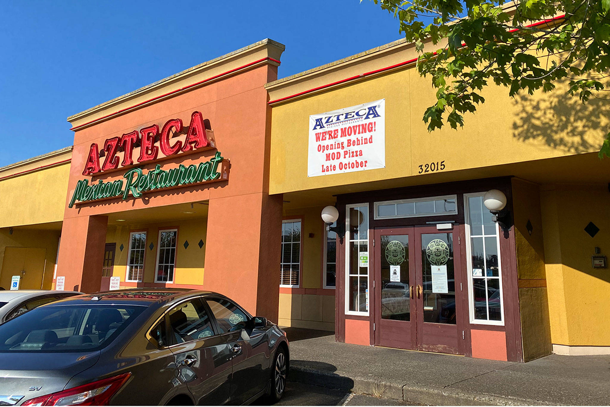 Azteca Mexican Restaurant at 32015 23rd Ave. S. in Federal Way is closing July 26 and will relocate because of the expansion of the Sound Transit light rail. The nearby Red Robin restaurant closed July 12, also because of the upcoming light rail expansion. Olivia Sullivan/Staff photo