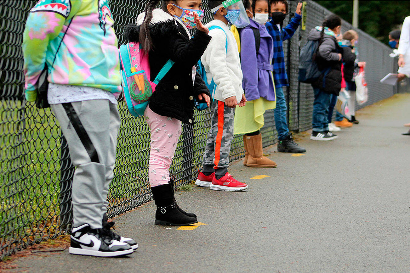 Students line up before school in March 2021. Olivia Sullivan/the Mirror