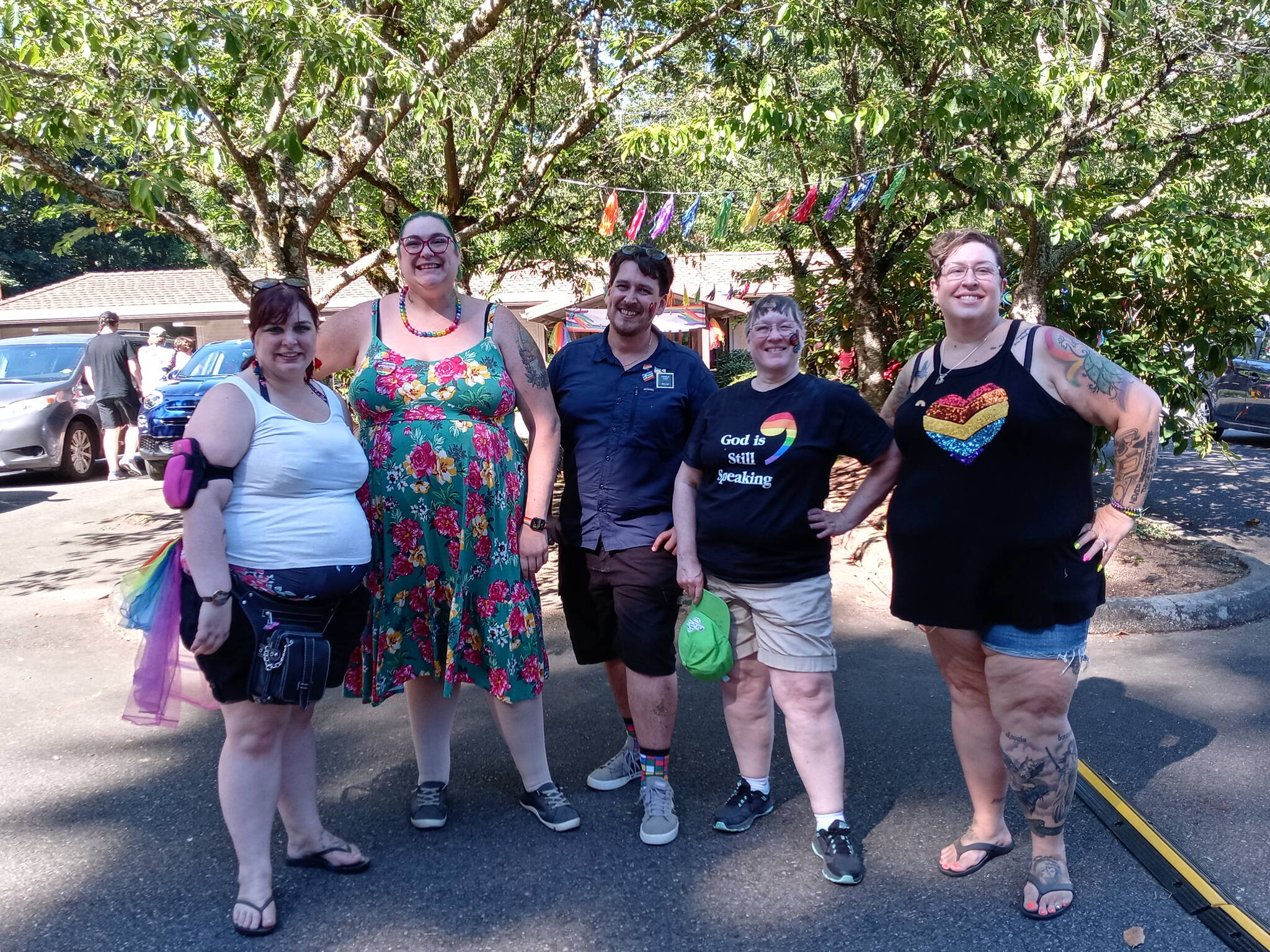 Picture courtesy of Kim Larsen 
Primary members of the 2022 Federal Way Pride Committee at Wayside UCC Pride Picnic on August 6. From left to right, Farrah Rinehart, Amber Birge, David Todd, Kim Larson, and Allison Fine.