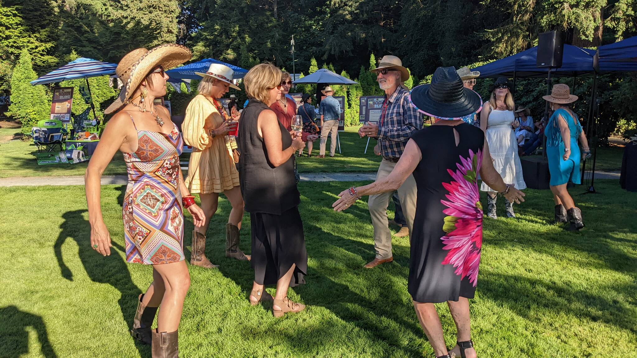 Guests dance to live music at FUSION Art Event August 3. Photo by Sarah Fox.