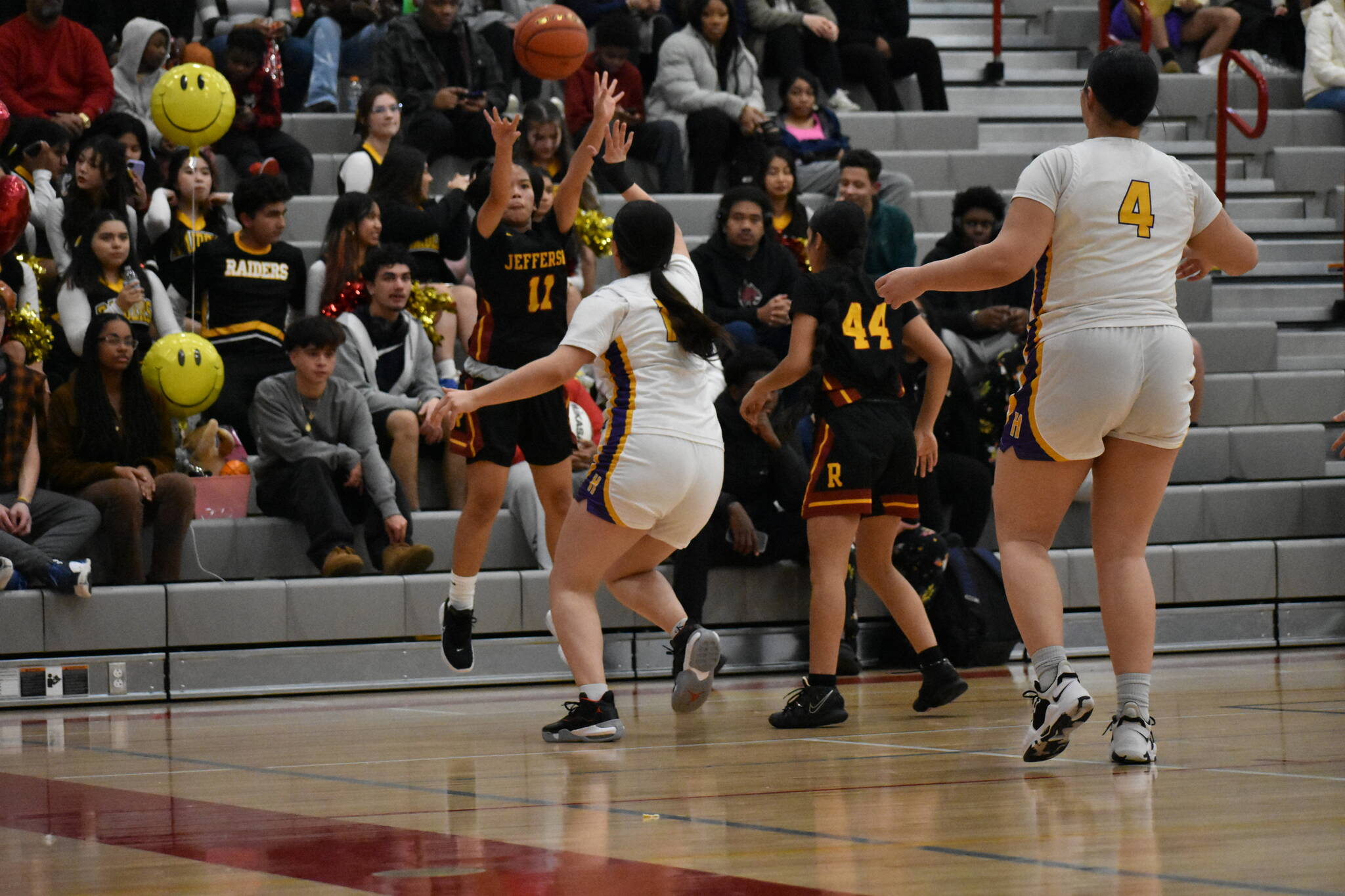 Raider senior BB Aguiman takes a jump-shot in front of her home fans. Ben Ray / The Mirror