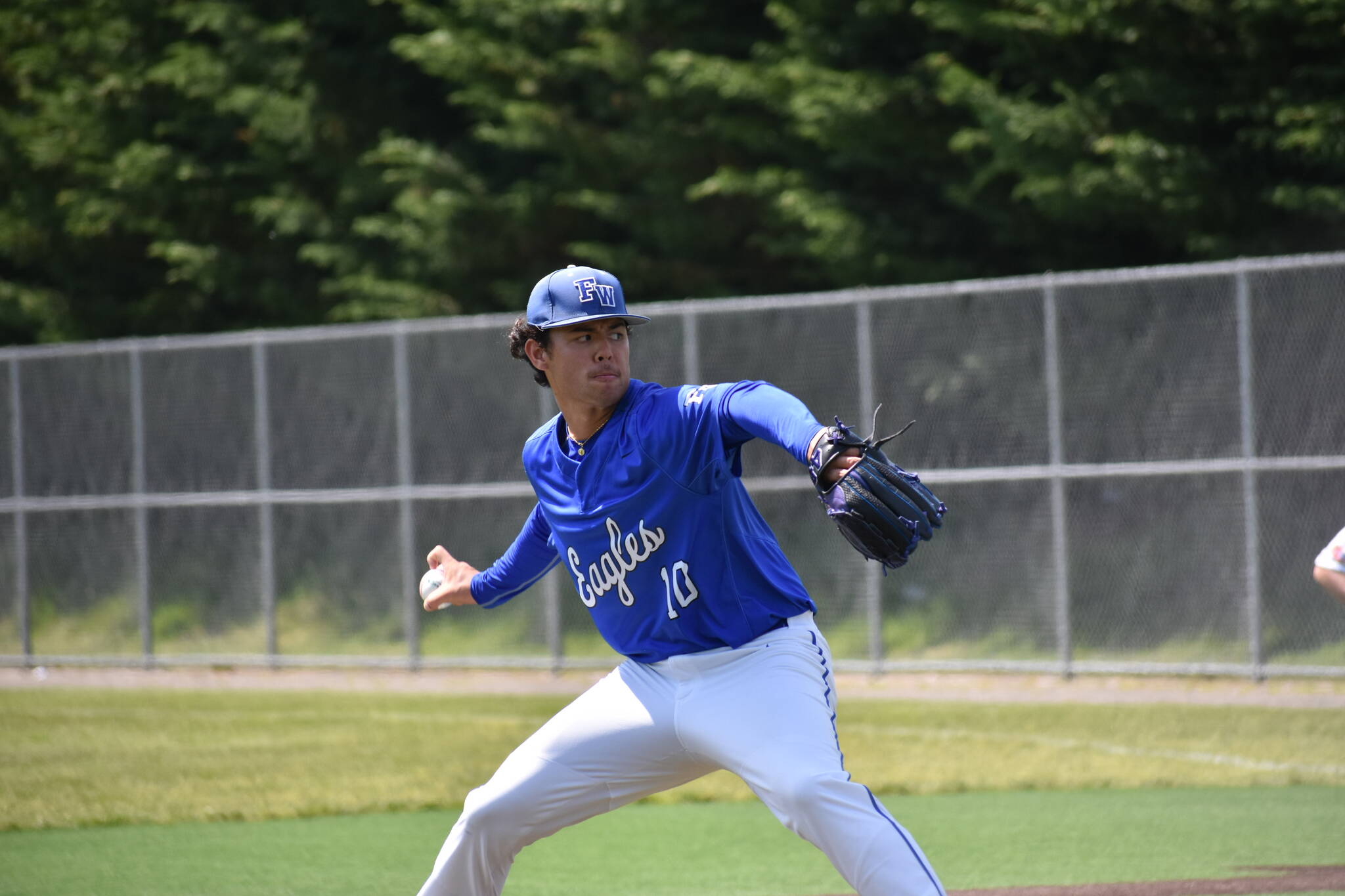 Federal Way sophomore Orlando Young on the bump for the Eagles. Ben Ray / The Mirror