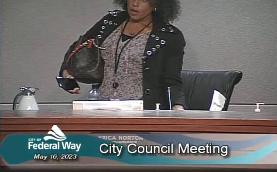 Councilmember Erica Norton announces her immediate resignation from the Federal Way City Council during the May 16 council meeting. Photo via Federal Way YouTube page.