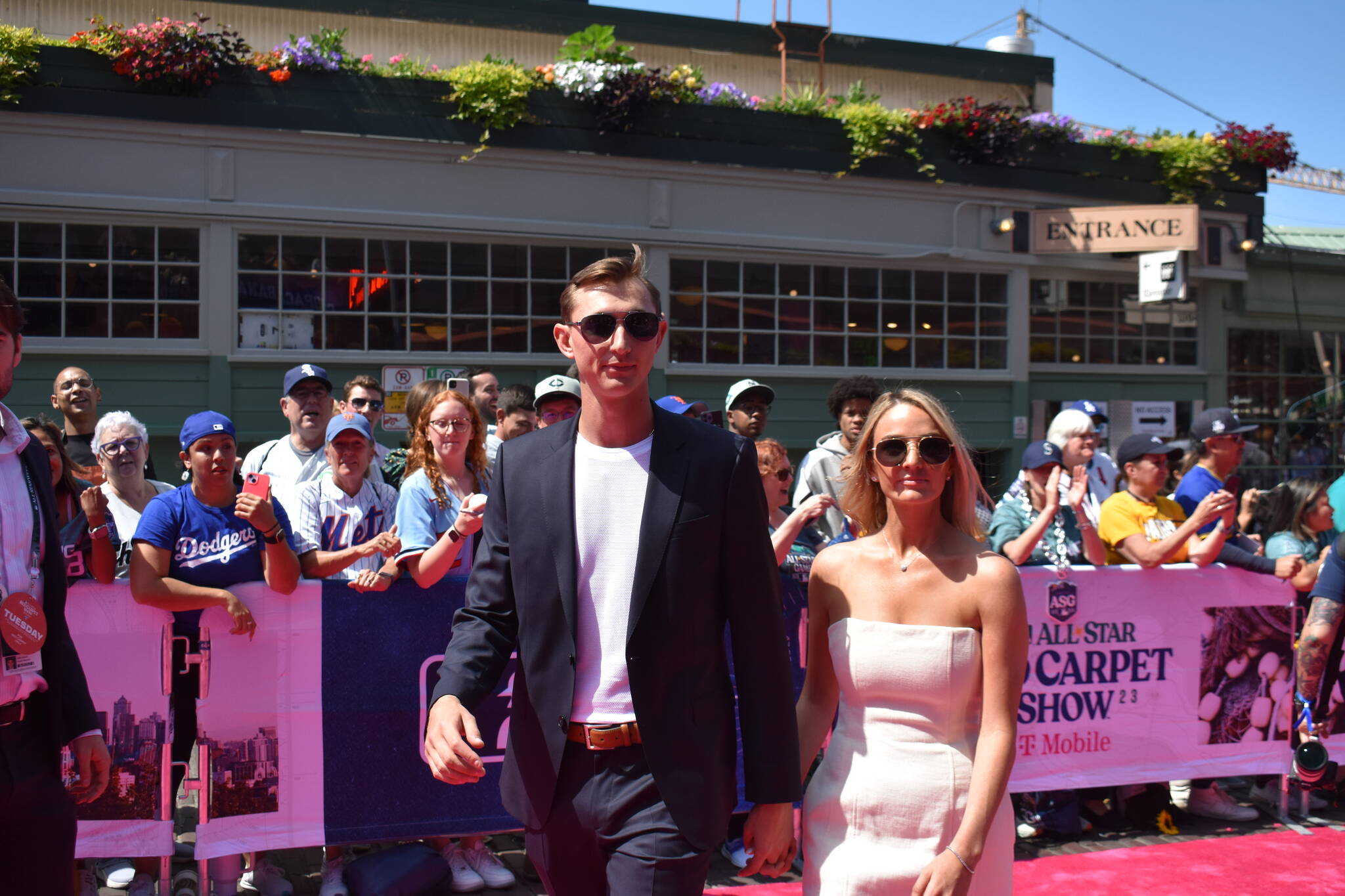 Mariners SP and first time All-Star GeorgeKirby on the red carpet at Pike Place Market. Ben Ray / The Mirror