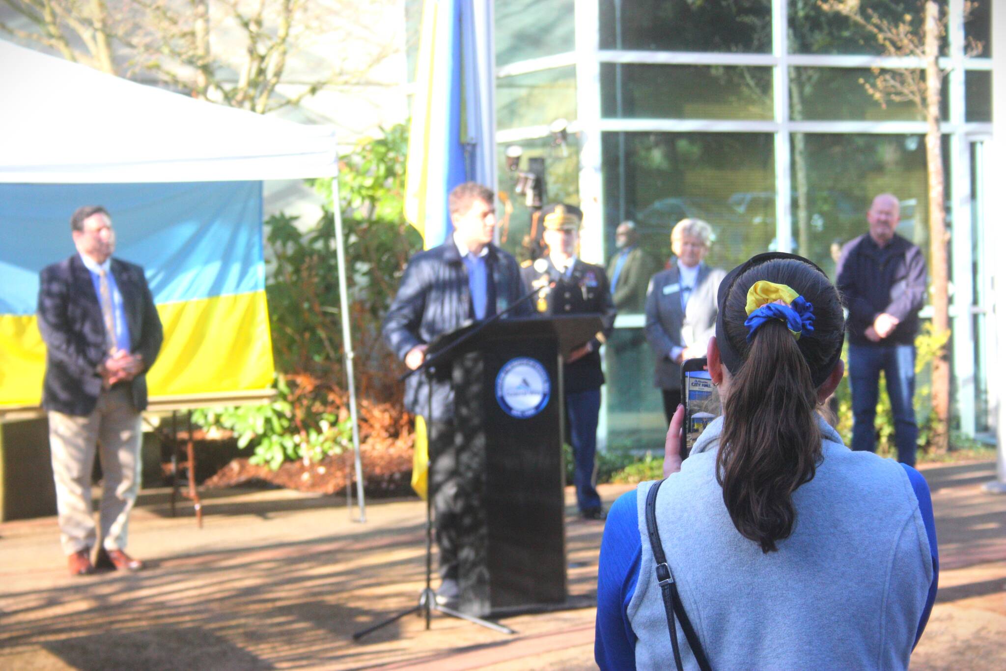 Raising of the Ukrainian flag at Federal Way City Hall on Friday, Feb. 23. (Photo by Keelin Everly-Lang / The Mirror)