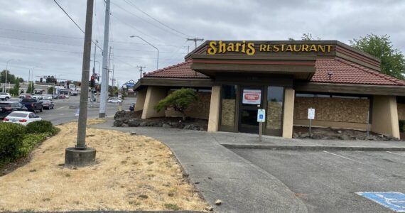 Shari’s at 34900 Enchanted Pkwy. S. in Federal Way has closed. Photo by Mariah Hill