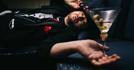 Rob McPherson as the Drunken Tenor. Courtesy photo.