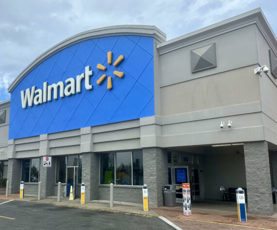 Walmart at 1900 S. 314th St. in Federal Way. Photo by Joshua Solorzano/The Mirror
