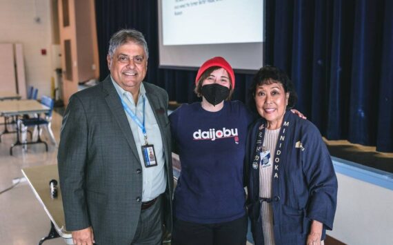 Kent Superintendent Israel Vela with Kiku Hughes and Eileen Yamada-Lamphere at Mill Creek Middle School. Photo courtesy of the Kent School District.