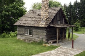 The Historical Society of Federal Way has helped with the renovations of the Barker Cabin