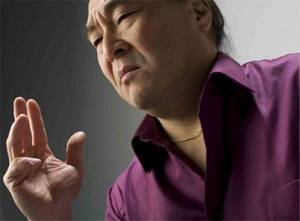 Alton Chung is a Japanese/Korean teller from Hawaii who creates affecting story performances based on oral histories of Hawaii's peoples. Learn more at www.altonchung.com.