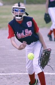 Federal Way National's Maclairen Magruder throws a pitch for the 9-10 all-star team at last week's District 10 Tournament at the Federal Way National Complex. Soundview beat National in the championship