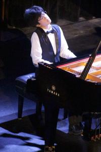 The Federal Way Symphony will present an organ and symphony concert on Saturday