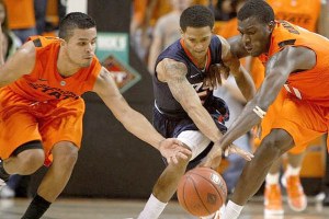 Federal Way graduate Michael Hale (middle) finished with 26 points during a University of Texas-San Antonio OT loss to Oklahoma State Wednesday.