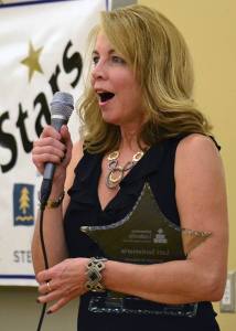 Lori Santamaria won the 2013 Servant Leadership Alumni Award.